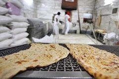 تخلف بیش از ۳۷ میلیارد ریالی نانوایی‌های مشهد
