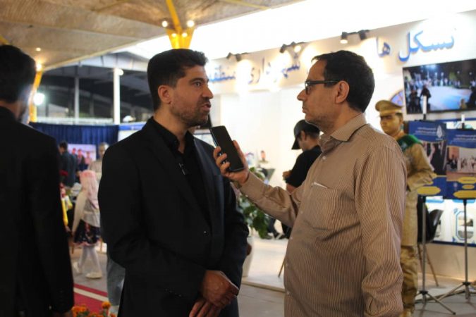 نمایشگاه «به توان مردم» ظرفیت تشکلهای مردمی را به نمایش گذاشت نمایشگاه «به توان مردم» ظرفیت تشکلهای مردمی را به نمایش گذاشت