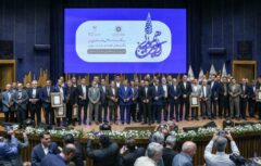 خراسان رضوی از صادرکنندگان برتر تجلیل کرد؛ اعطای نخستین کارت‌های طلایی صادرات در کشور