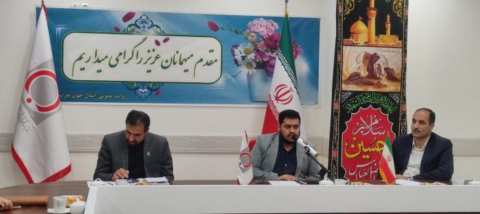 استقرار پایگاه انتقال خون در حرم مطهر رضوی، گامی موثر در افزایش اهدای خون