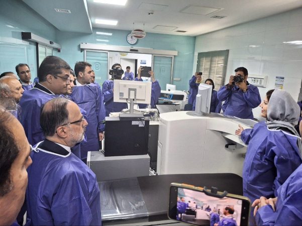 بیمارستان چشم‌پزشکی بینا میزبان دیپلماتیک مقیم مشهد