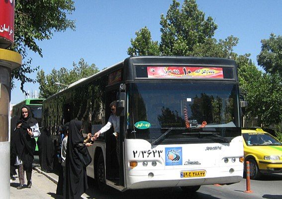 ۳ میلیون مشهدی هر ماه ۲۱ میلیون سفر شهر| ۳۵۵ دستگاه اتوبوس خوب است اما کافی نیست