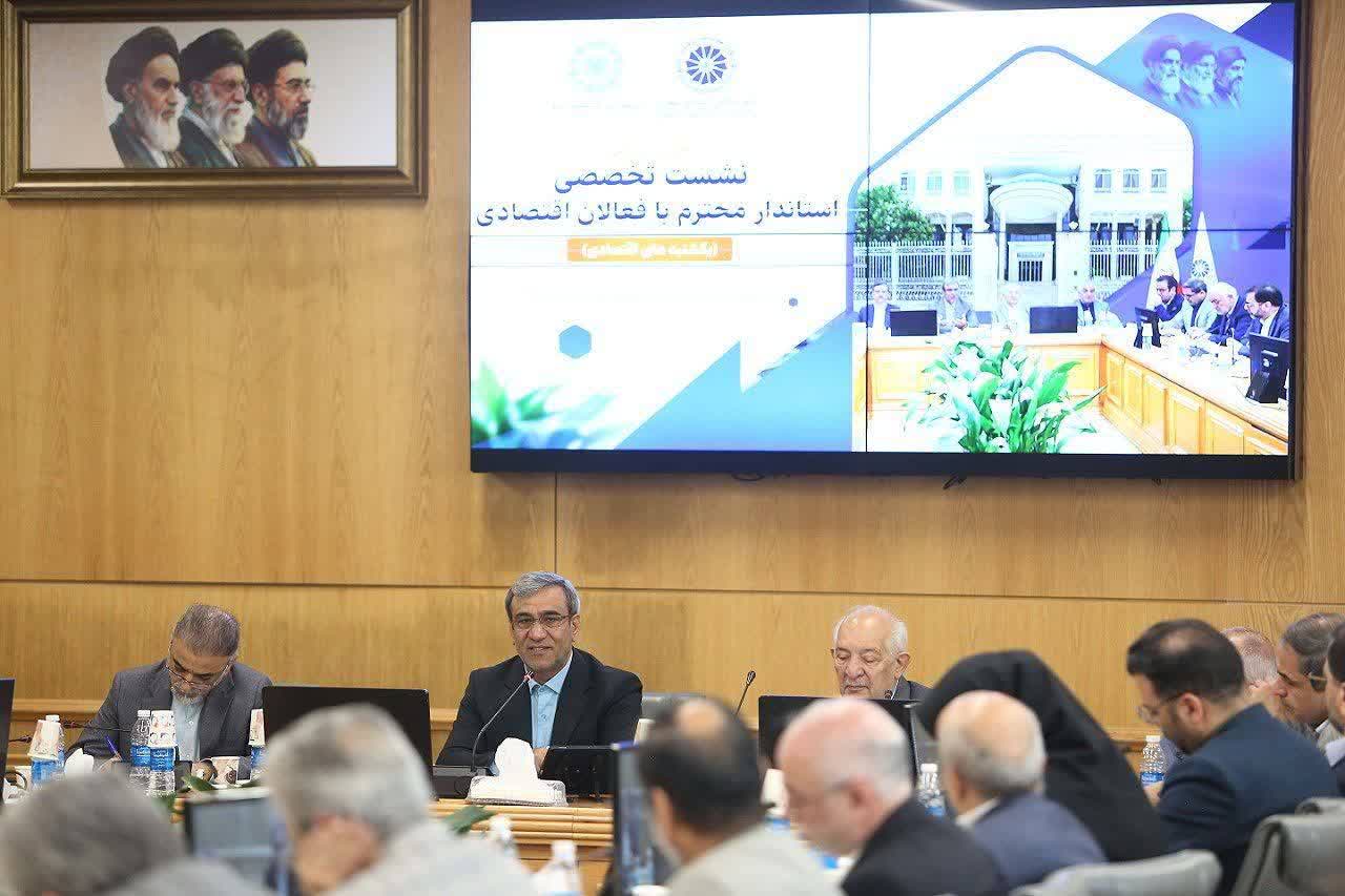 هشدار قاطع استاندار خراسان رضوی به اخلال‌گران؛ آسیب محتکران کالاهای اساسی در جنگ ترکیبی از جاسوسان دشمن فراتر است