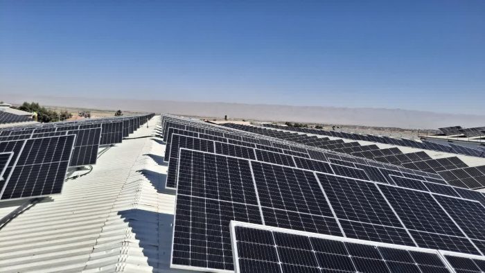افتتاح بزرگترین نیروگاه خورشیدی سقفی کشور در شهرک صنعتی چناران افتتاح بزرگترین نیروگاه خورشیدی سقفی کشور در شهرک صنعتی چناران