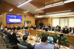 مطالبه جدی نمایندگان خراسان رضوی برای تحول در ساختار اقتصادی کشور و واگذاری اختیارات مالی و مرزی به استان‌ها شدند