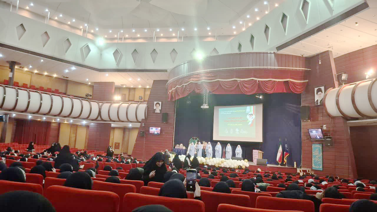 بیش از ۸ هزار دانش‌آموز منتخب استان در راهیان نور جنوب کشور شرکت کردند